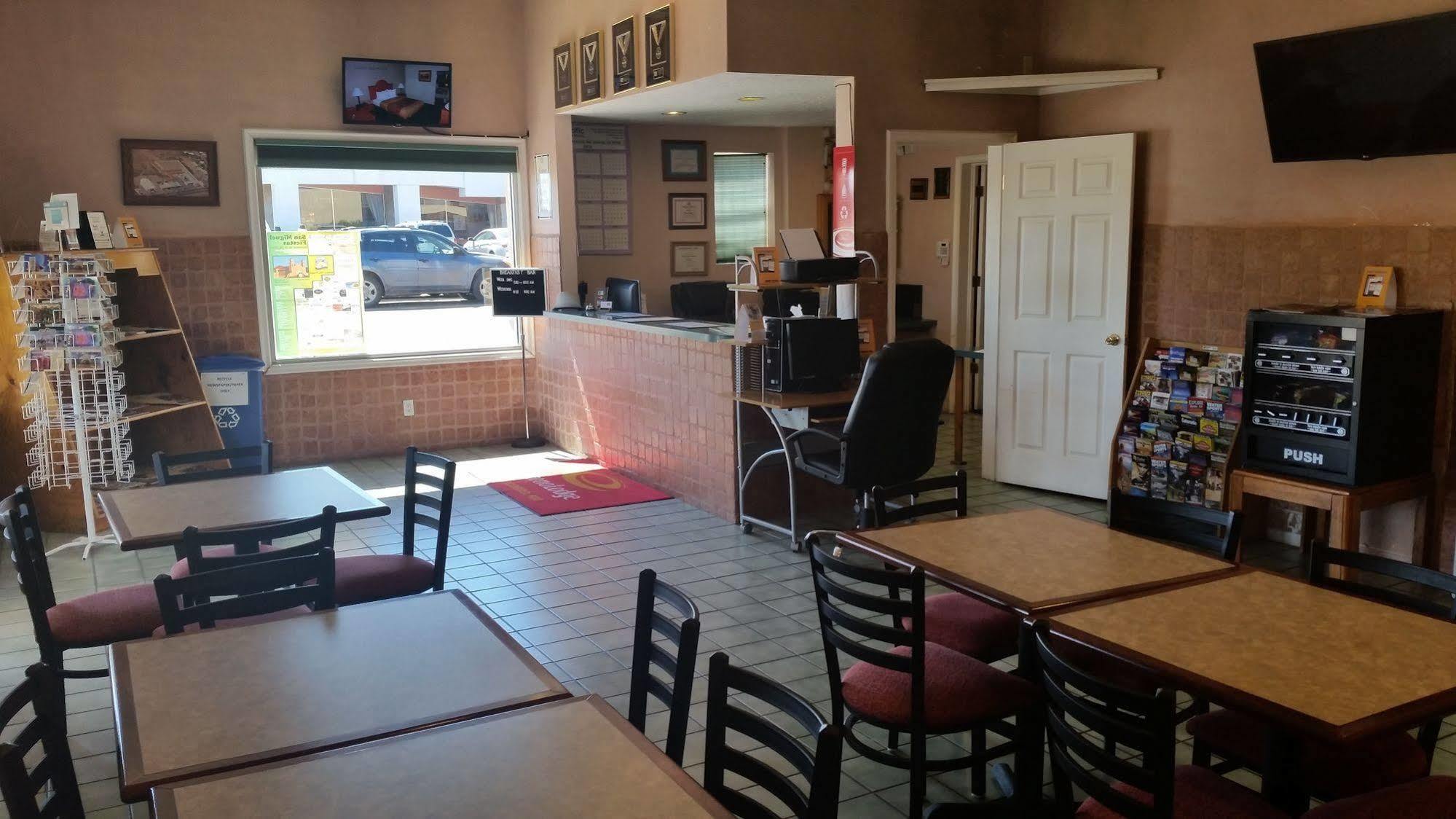 Econolodge Inn & Suites Socorro Eksteriør bilde