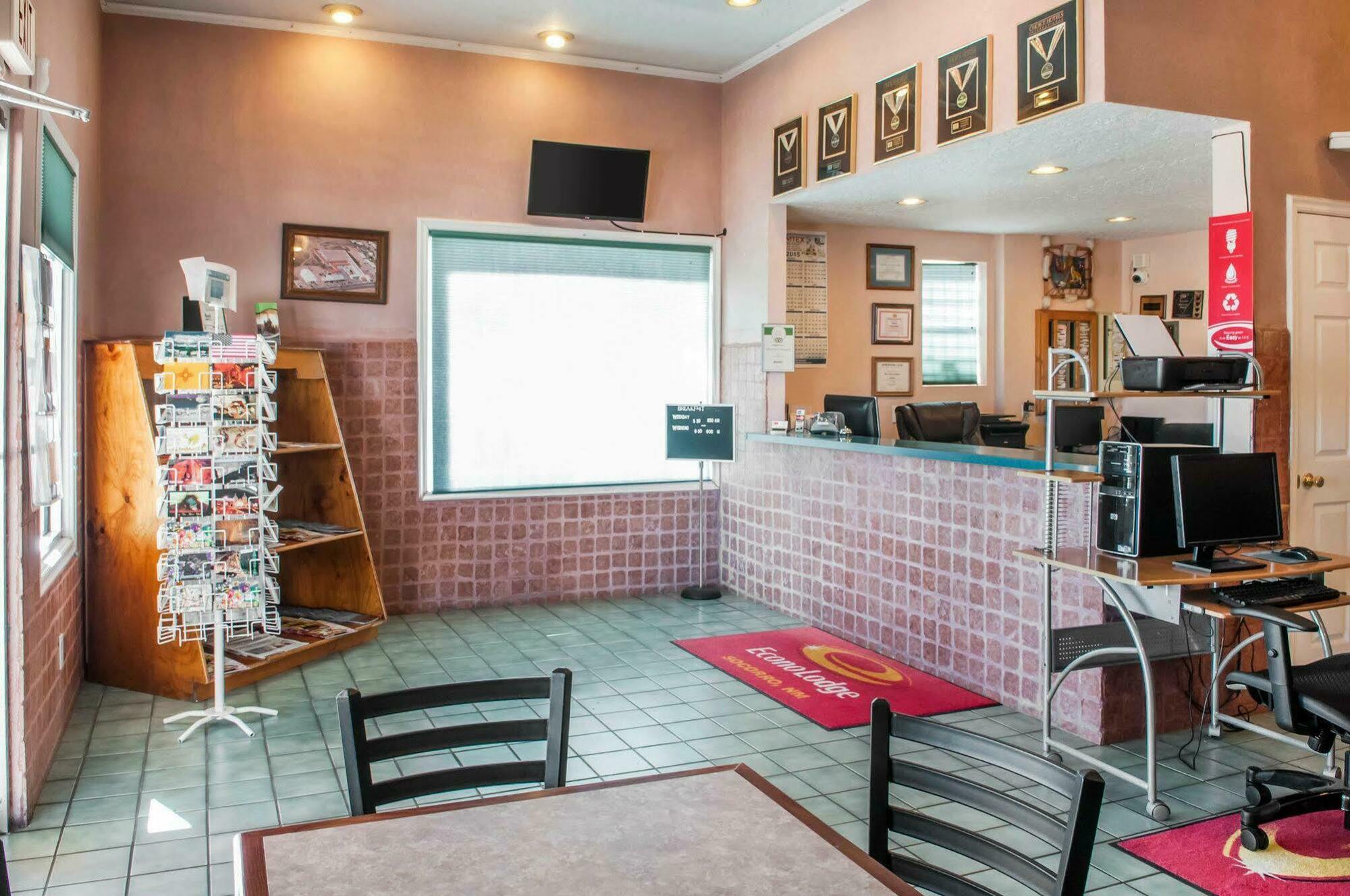 Econolodge Inn & Suites Socorro Eksteriør bilde