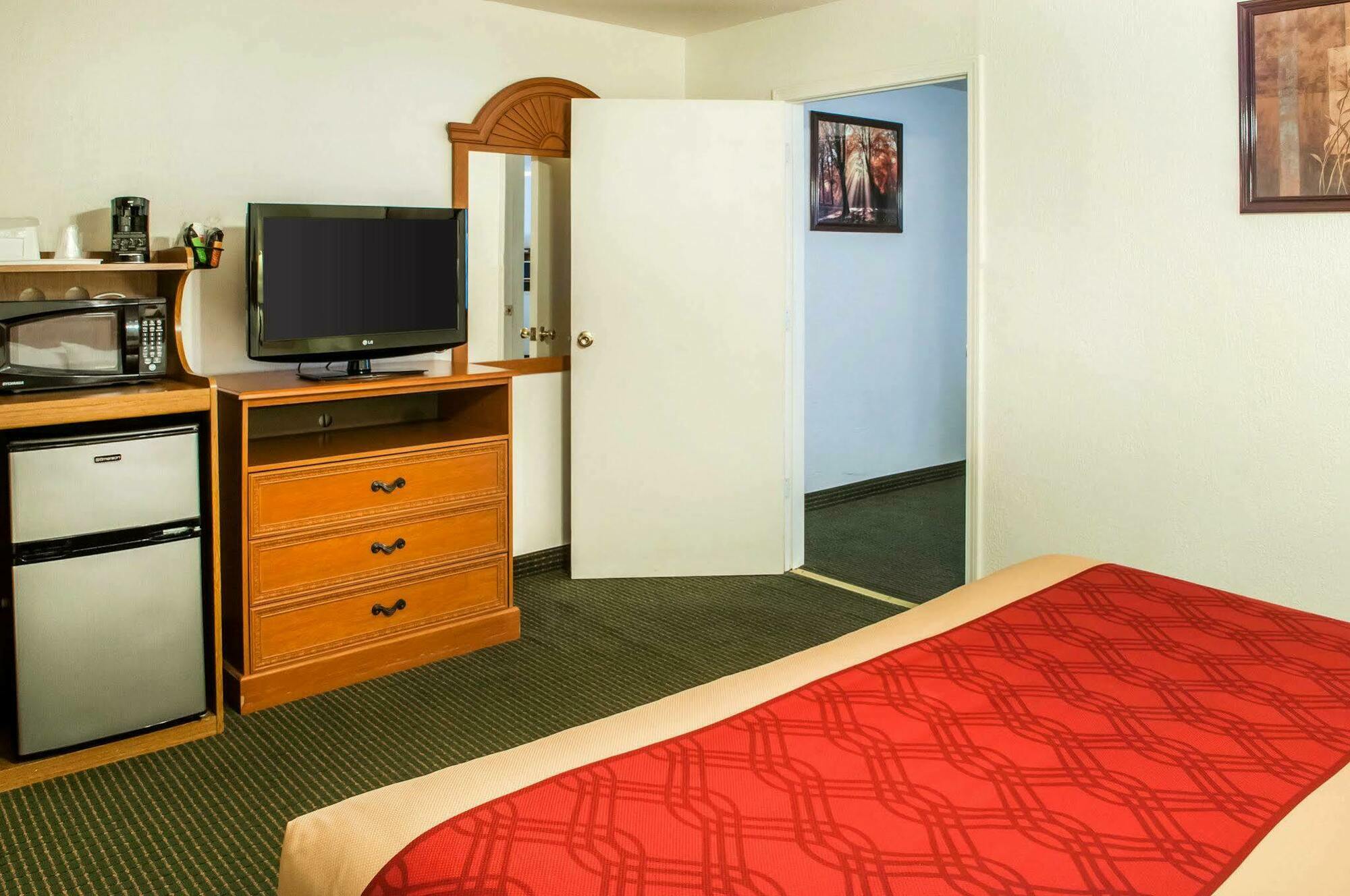 Econolodge Inn & Suites Socorro Eksteriør bilde